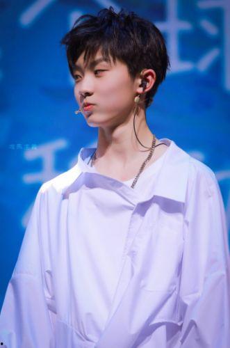 马嘉祺自习视频爆料,揭秘偶像背后的勤奋与努力  第2张